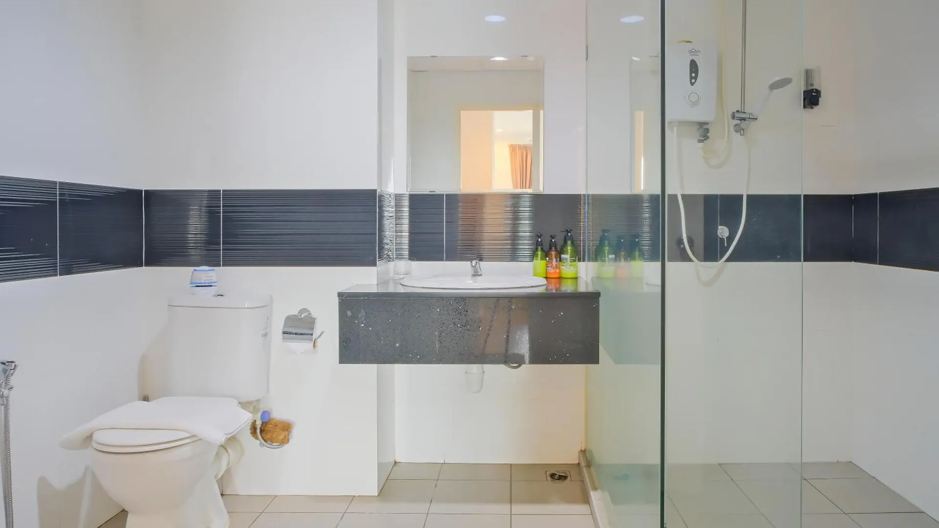 Appartement Mansion One L 4Pax Studio L Cityview L Gleneagle L By Perfectsweethome George Town